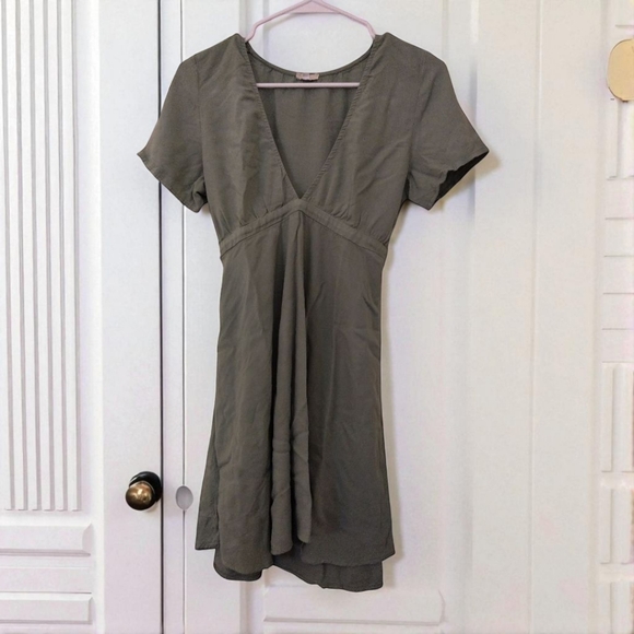 Brandy Melville Dresses & Skirts - Brandy Melville Green A-Line Mini Dress
